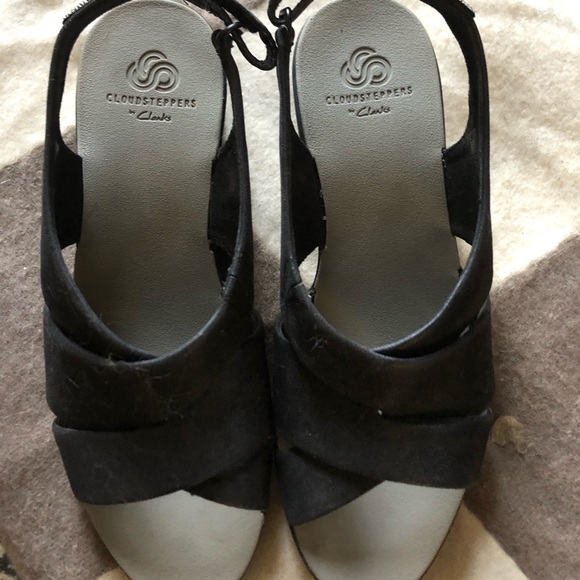 clarks cloud walkers